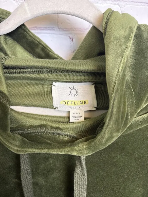 Offline by Aerie oversized pullover active hoodie velour olive green size XL - Image 4