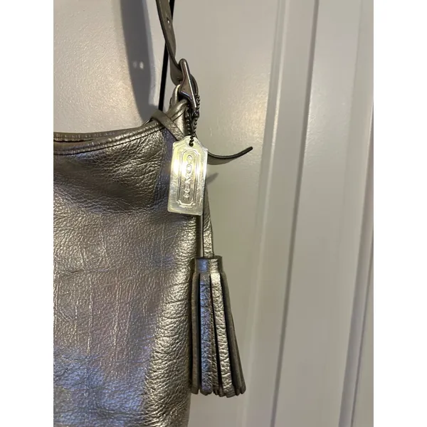 Coach silver‎ leather purse with tassles - Image 5