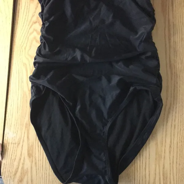 New Women’s 1pc Swimsuit Padded Ruched Medium Black - Image 3