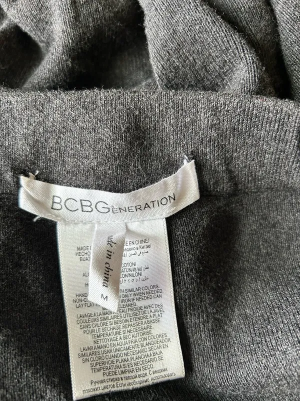 BCBGeneration GRAY Ribbed Knit Mini asymmetrical Pencil Skirt size M - Image 13