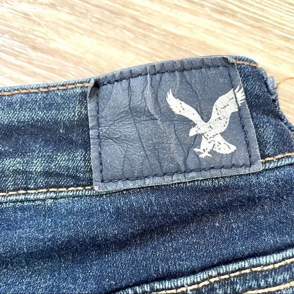 American Eagle Outfitters super hi rise shorts - Image 11