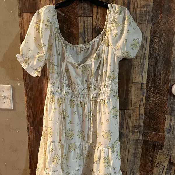 NEW Blush Floral Puff Sleeve Dress size Xl - Image 2
