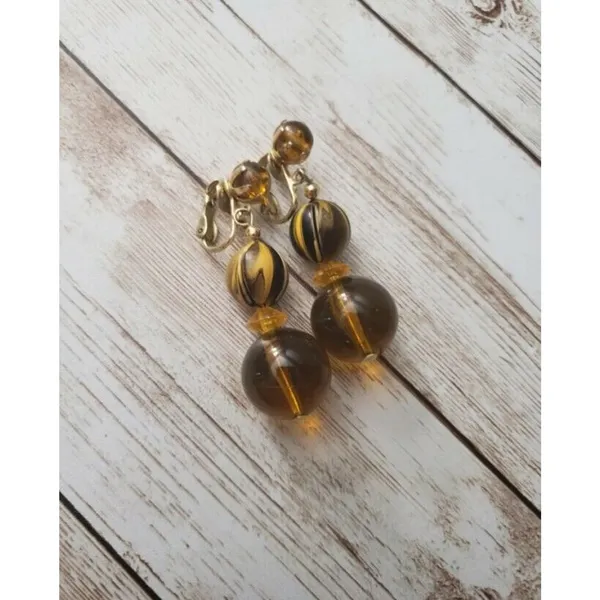 Vintage Clip On Earrings - Image 2