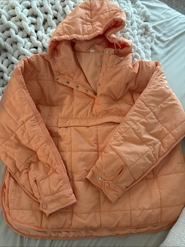Women's Lightweight Hooded Puffer Jacket - Peach - Image 4