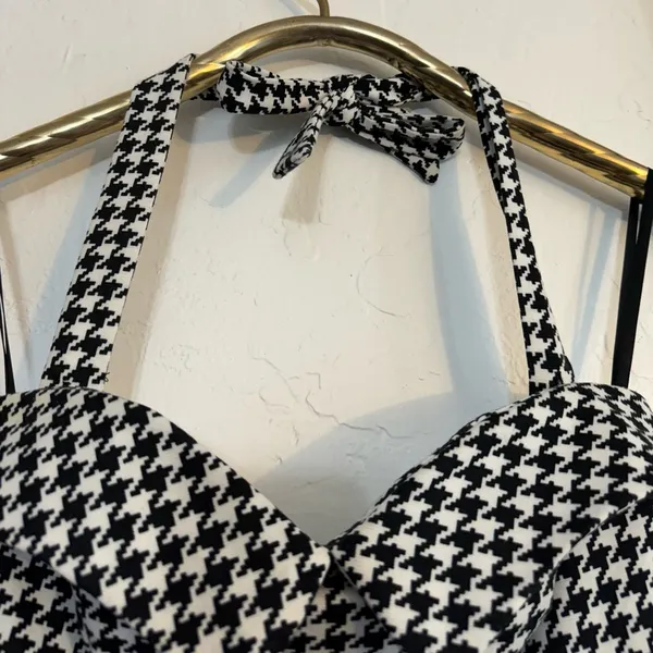 STARING AT STARS PIN UP BODYCON DRESS SMALL LIKE NEW houndstooth - Image 4