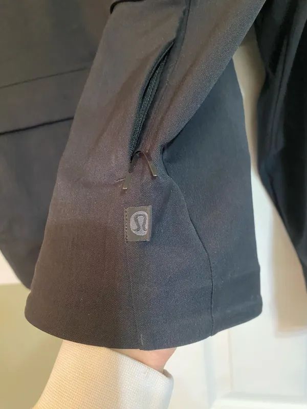Lululemon Lab Jacket Black Shadow - Image 4