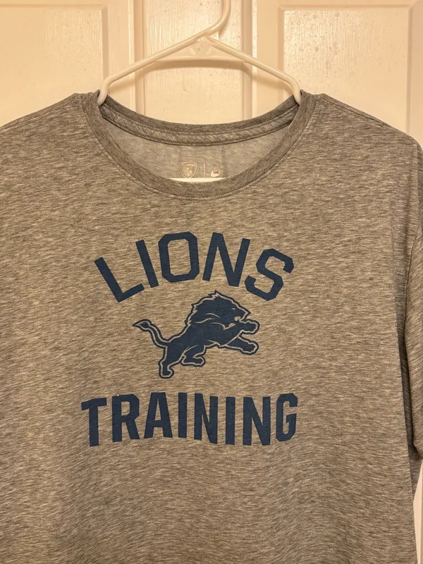 Detroit Lions Player’s Trunk NFL Training Team Issued Gray Nike Casual T-Shirt - Image 3