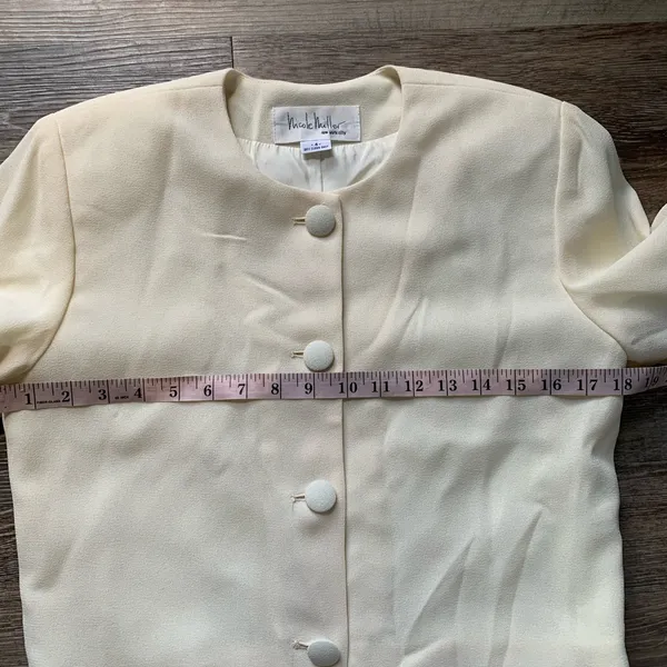 Vintage Nicole Miller New York City Elegant Cream Women's Jacket 4 - Image 5