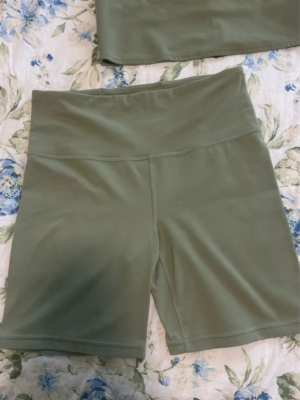 Athleta Workout Set - Image 9