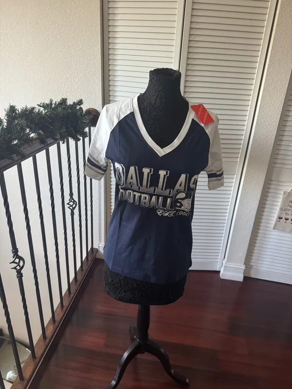 New Womens Football Fans Athletic City Raglan T-Shirts size S - Image 3