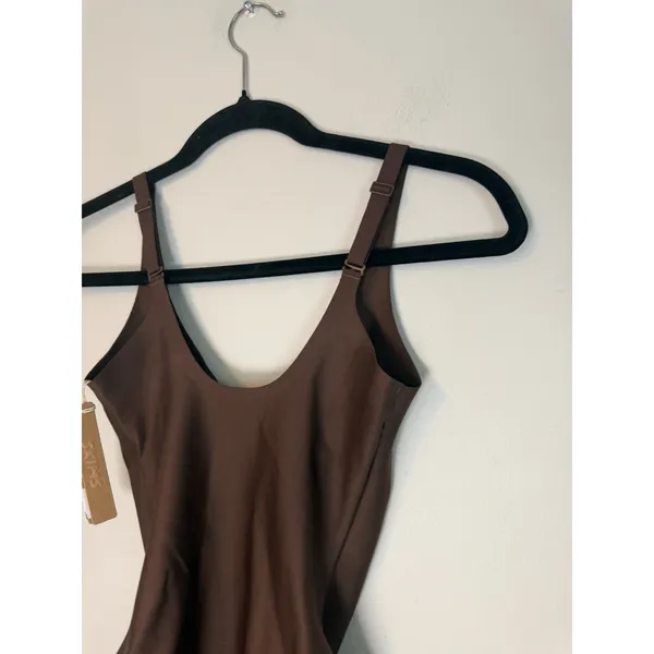 Skims Body Plunge Thong Bodysuit- Cocoa Brown - Sz M- NWT $88 - Image 10
