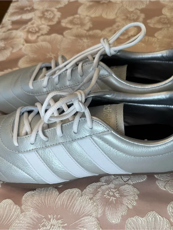 Adidas Women's Grand Court Lo Shoes - Silver Metallic/White/Gum Size 9.5 Sneaker - Image 5