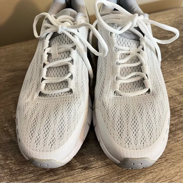 Under Armour Charged Rogue Running Sneakers Woman’s 10 White Gray - Image 14