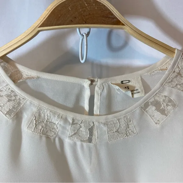 Anthropologie Pins and Needles Ivory White Semi-Sheer Lace Tunic Blouse Top XS - Image 6