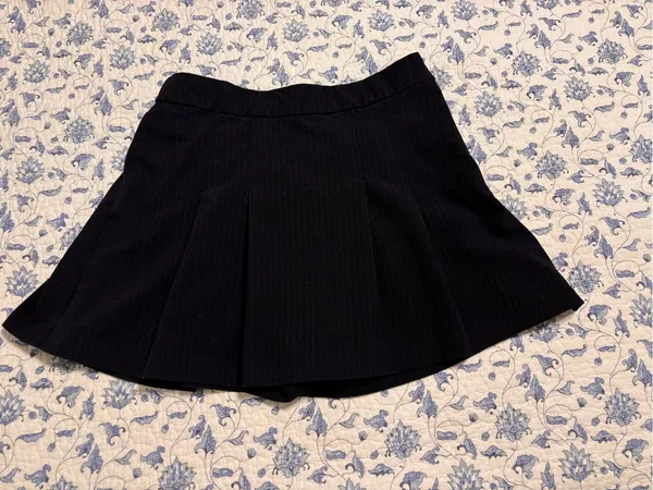 Zara size S dark gray pleated mini skort Y2K - Image 2