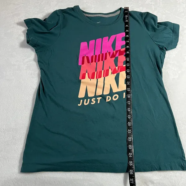 Nike Crewneck Slim Logo Graphic Fit T-Shirt Size XL Cotton Athleisure Casual - Image 7