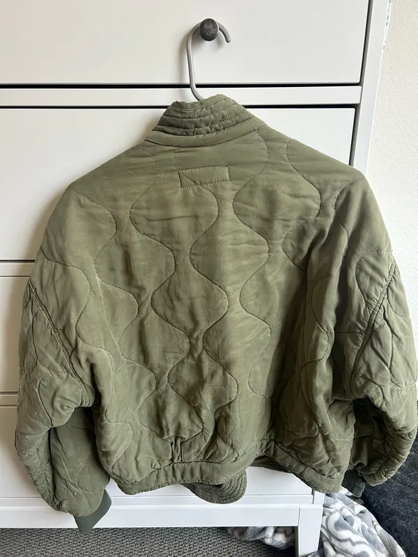 BLANK NYC Green Quilted Jacket - Image 3