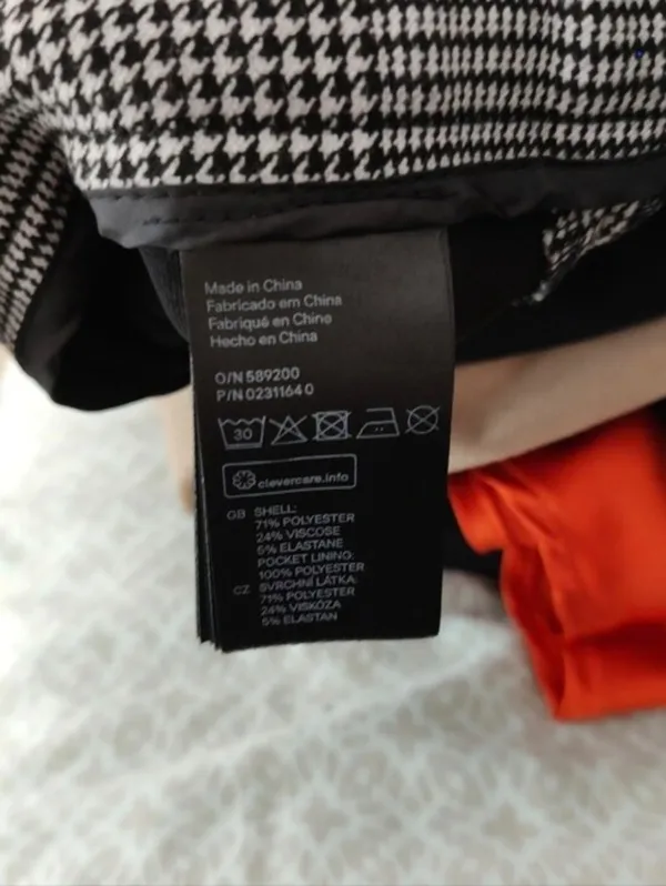 H&M Houndstooth Skirt - Image 10