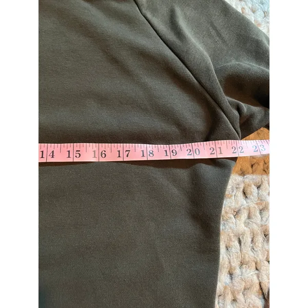Nike pullover over sweatshirt army green size xs - Image 5