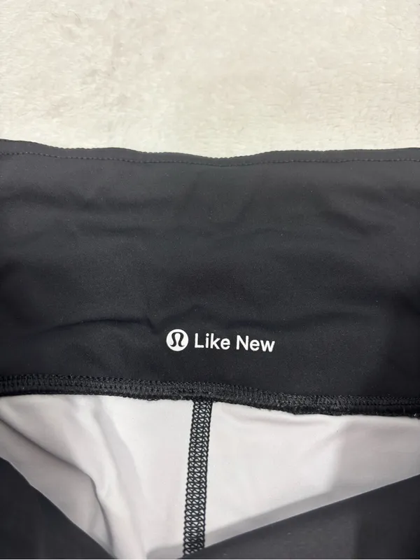 lululemon athletica Black & White Marble-Print Leggings Size 8 - Image 5