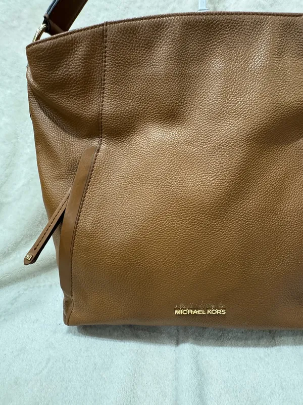 Michael Kors Evie Hobo Shoulder Bag - Image 2
