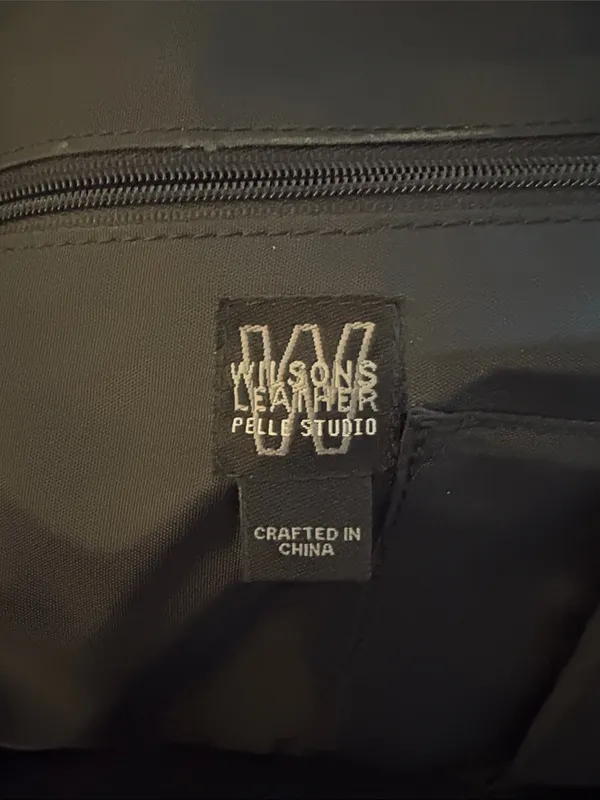 Wilson’s Black Leather Mini Backpack - Image 3