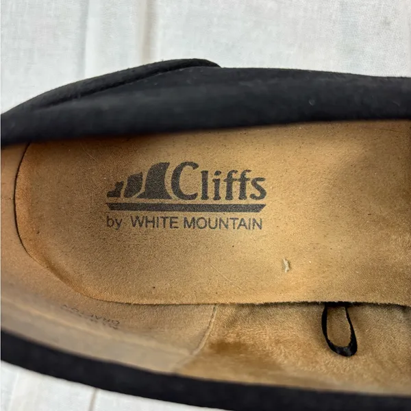 Cliffs by WHITE MOUNTAIN 7.5 Chunky Heel Lug Sole Black Faux Suede Loafers - Image 8