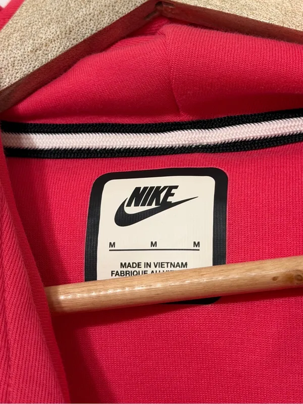 Nike Women's Sportswear Tech Fleece Oversized Hoodie Size Medium Bright Pink - Image 3