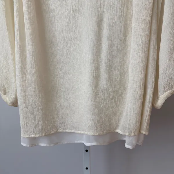 Joie Silk Boho Flowy Beachy Relaxed Peasant Smocked V-Neck Blouse L Ivory - Image 3