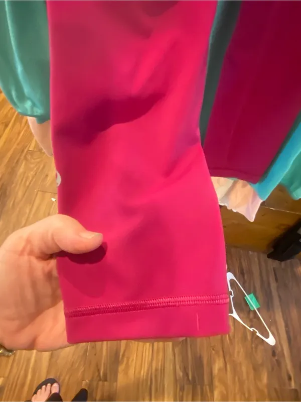 Lululemon Pink-Magenta leggings with Logo - Image 11