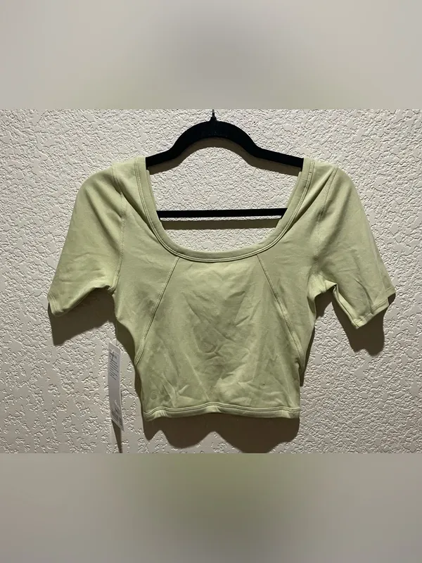 Lululemon NWT Ribbed Held Tight Short Sleeve Shirt Crop Top Green Size 6 - Image 4