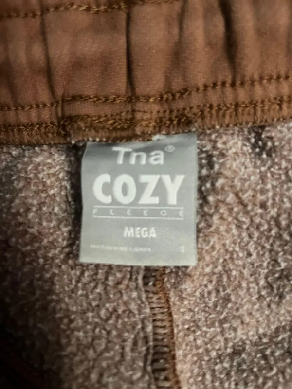 Aritzia Tina Sweatpants - Image 3