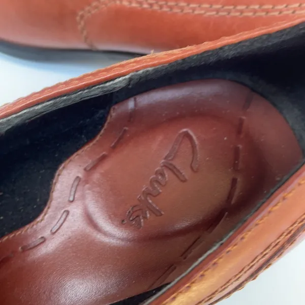 Clarks ankle leather boots size 7.5 2.5inch block heels - Image 8