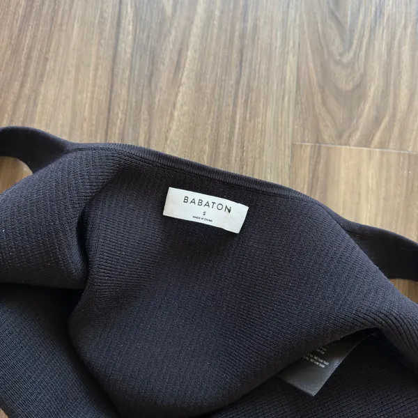 Aritzia Babaton Tank Top Sculpt Knit - Image 3