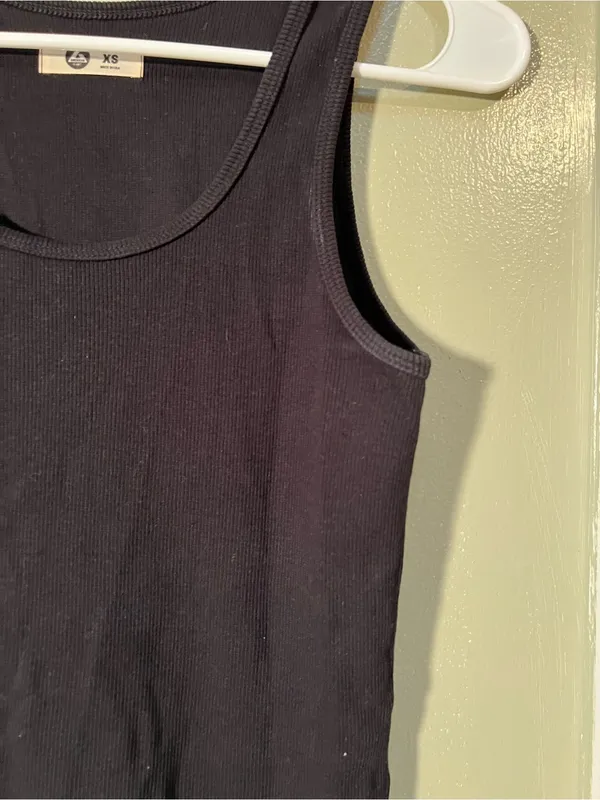 American Giant Women's Size XS Tank Top Black Ribbed‎ Scoop Neck Stretch Cotton - Image 4