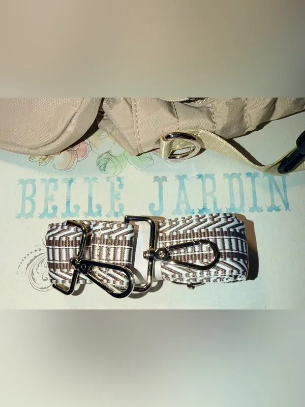 Beige Crossbody Water Bottle bag with Front Zip Pocket - Image 5