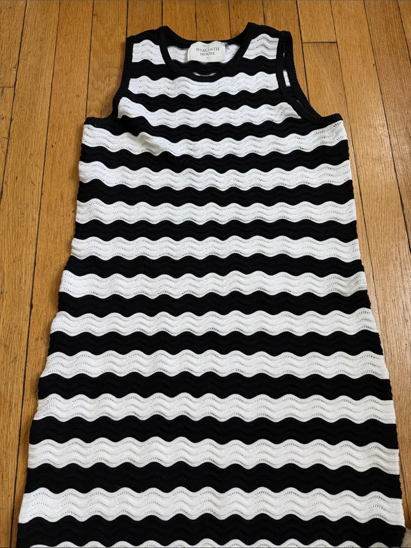 TUCKERNUCK HYACINTH HOUSE Black & White Wavy Knit Stripe Wilder Dress size S EUC - Image 3
