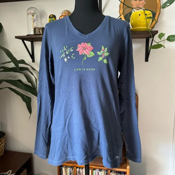 Life is Good Christmas Holiday Flowers Crusher Cotton Tee - Image 2