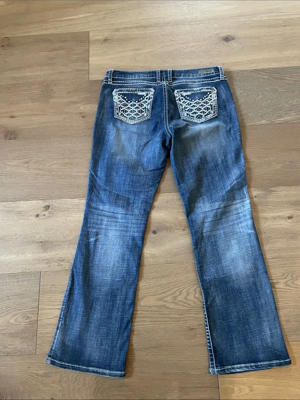 Wrangler Rock 47 Ultra Low Rise Bootcut Jeans Size 32X32 Embroidered/Rhinestones - Image 8