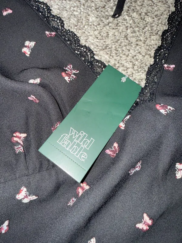 Wild Fable Butterfly Print Asymmetrical Ruffle Hem Top - Image 3
