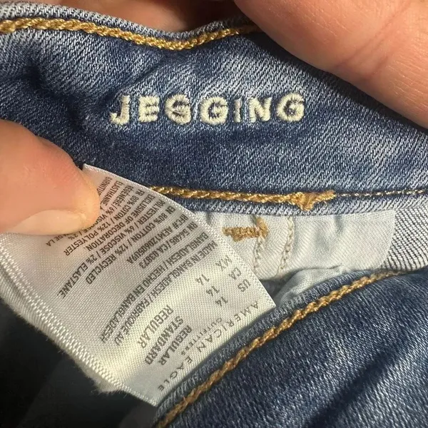 American Eagle distressed 14 minimalist normcore jeggings - Image 2