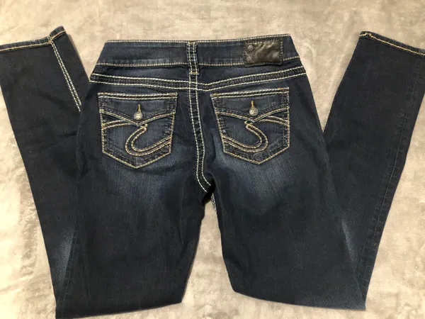 Silver Jeans Co Suki Jeans - Image 2