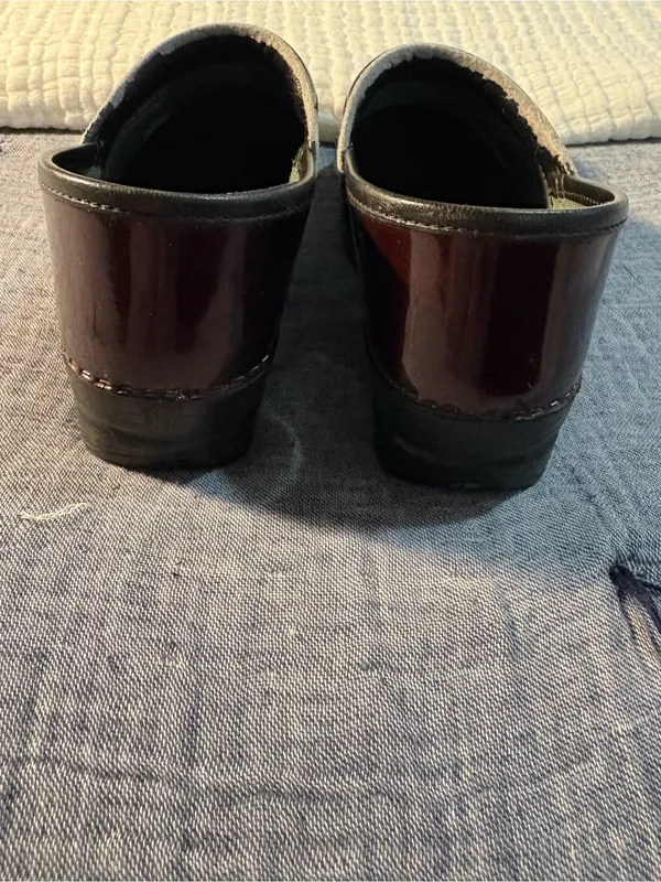 Dansko Professional Clog. Women’s 8.5-9 - Image 5