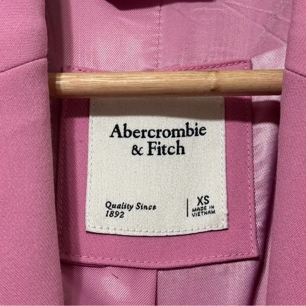 Abercrombie & Fitch Bubblegum Pink Suit Blazer Size XS - Image 3