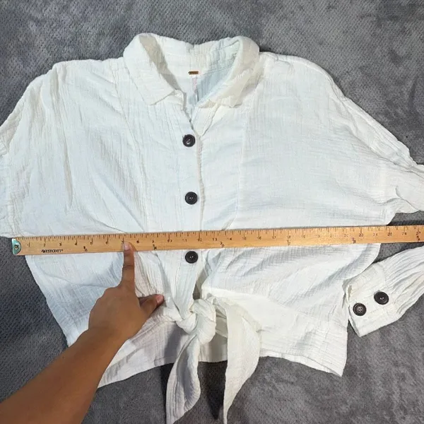 Free People Sunstreaks Tie-Front Shirt White Gauze Button Down Boho Cropped LRG - Image 6