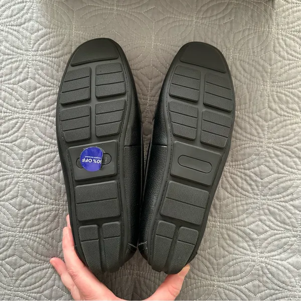 NIB/NWT Black Kim Rogers Cheryl Loafer Flats - Image 3