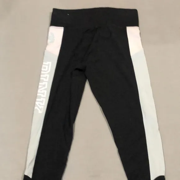 Pink Victoria’s Secret gray yoga pants - Image 5