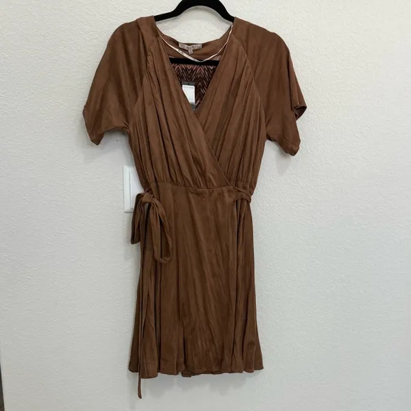 Miss Me Faux-Suede Wrap Dress Flutter Sleeves Mocha Brown Size Medium M NEW - Image 3