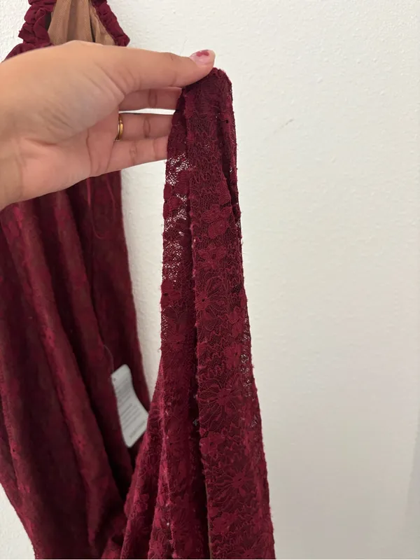 Bardot Alegra Stretch Lace Midi Dress in Burgundy nwt - Image 6