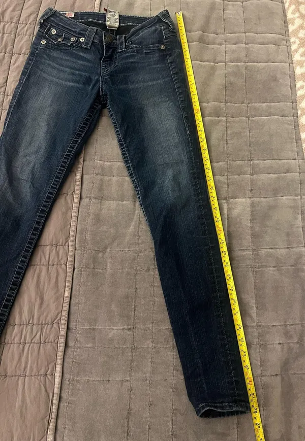 Mid rise true religion skinny jeans - Image 6